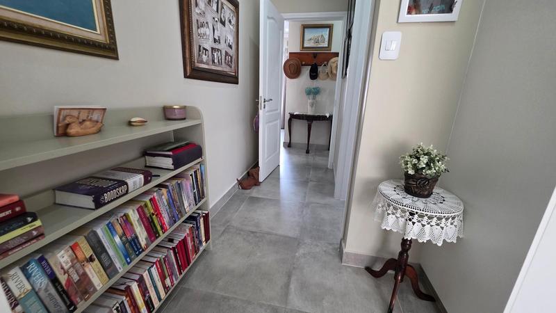 2 Bedroom Property for Sale in Dana Bay Western Cape
